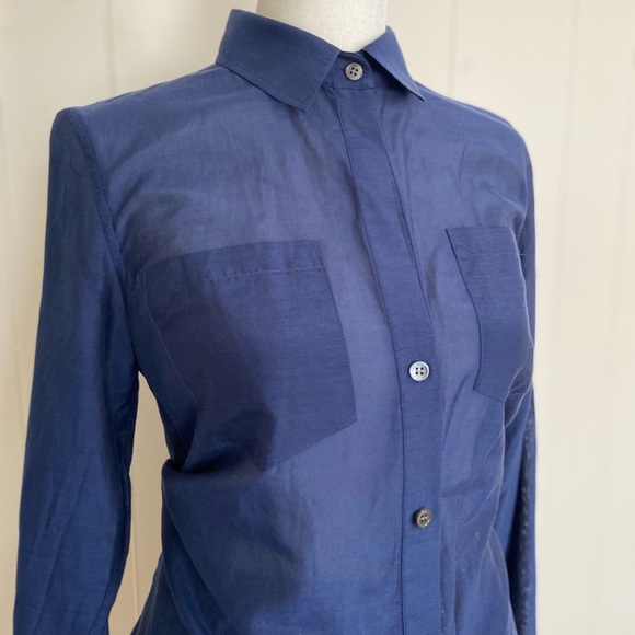 THEORY Navy Button Down Tie Front size Small - Picture 14 of 16